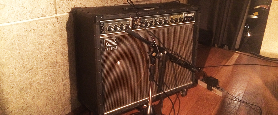 ROLAND JC-120