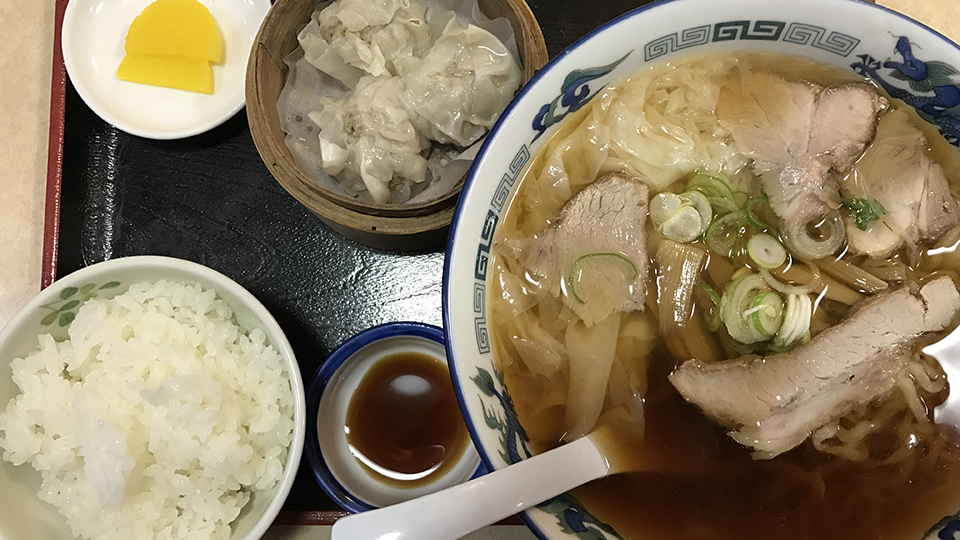 末弘軒 ワンタンメン